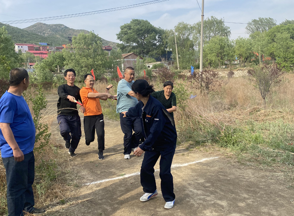 新华钼业职工健身接力长跑比赛圆满结束(图10)